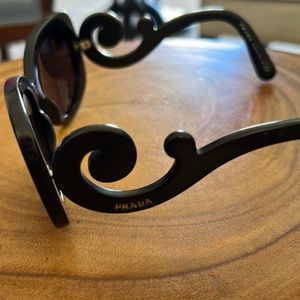 Super funky cute Prada sunglasses.